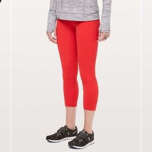 Lululemon Pace Rival Crop Luxtreme 22"